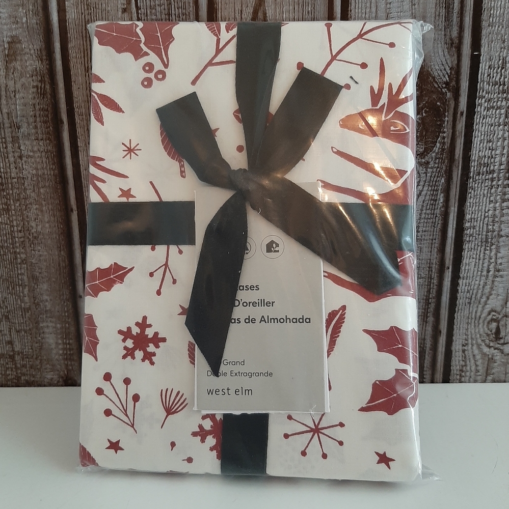 West Elm Scandi Deer Percale King Pillow Case 1 Pair